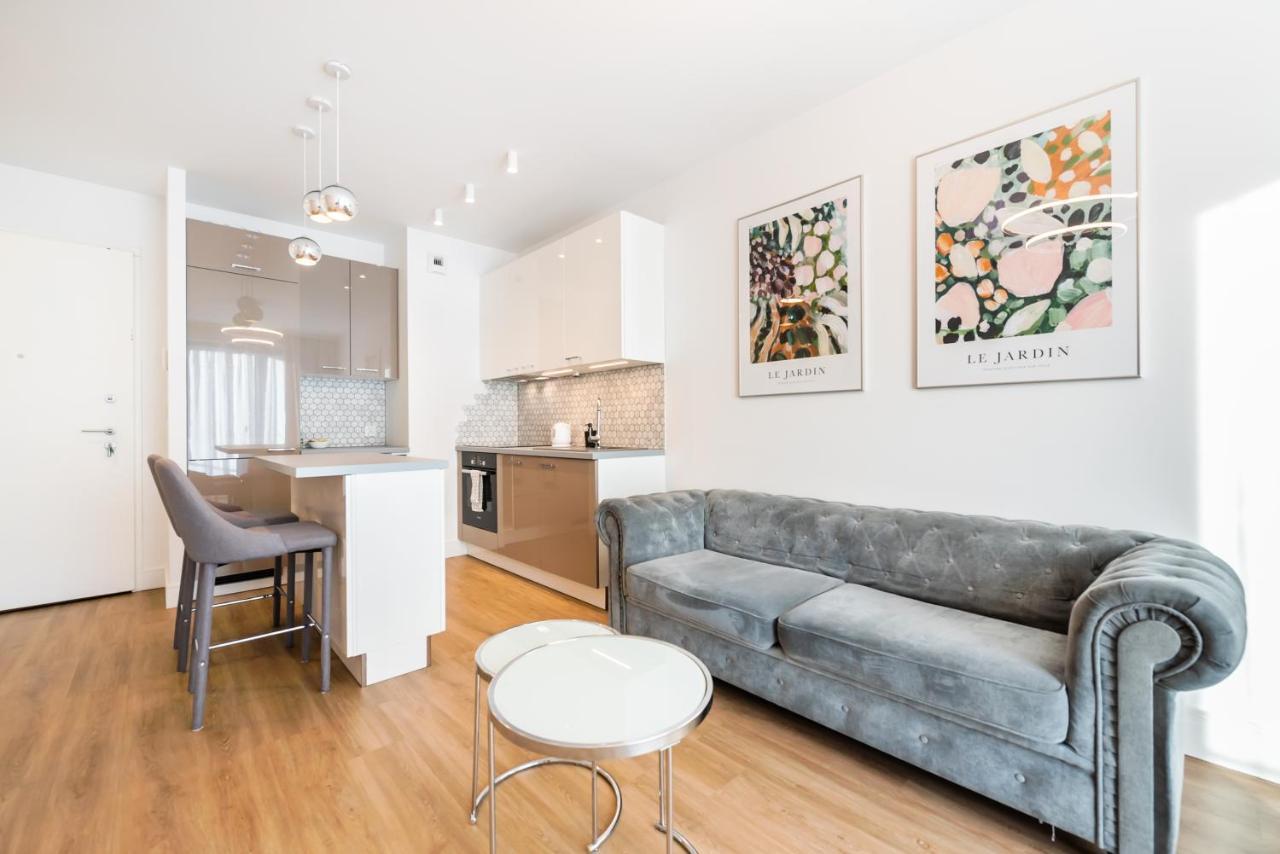Wola Bloom Apartament *